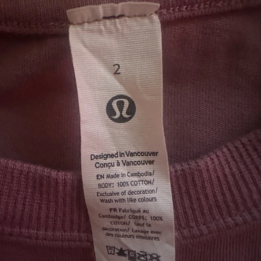 Lululemon Athletica Purple Short Sleeve Tee - Picture 2 of 2